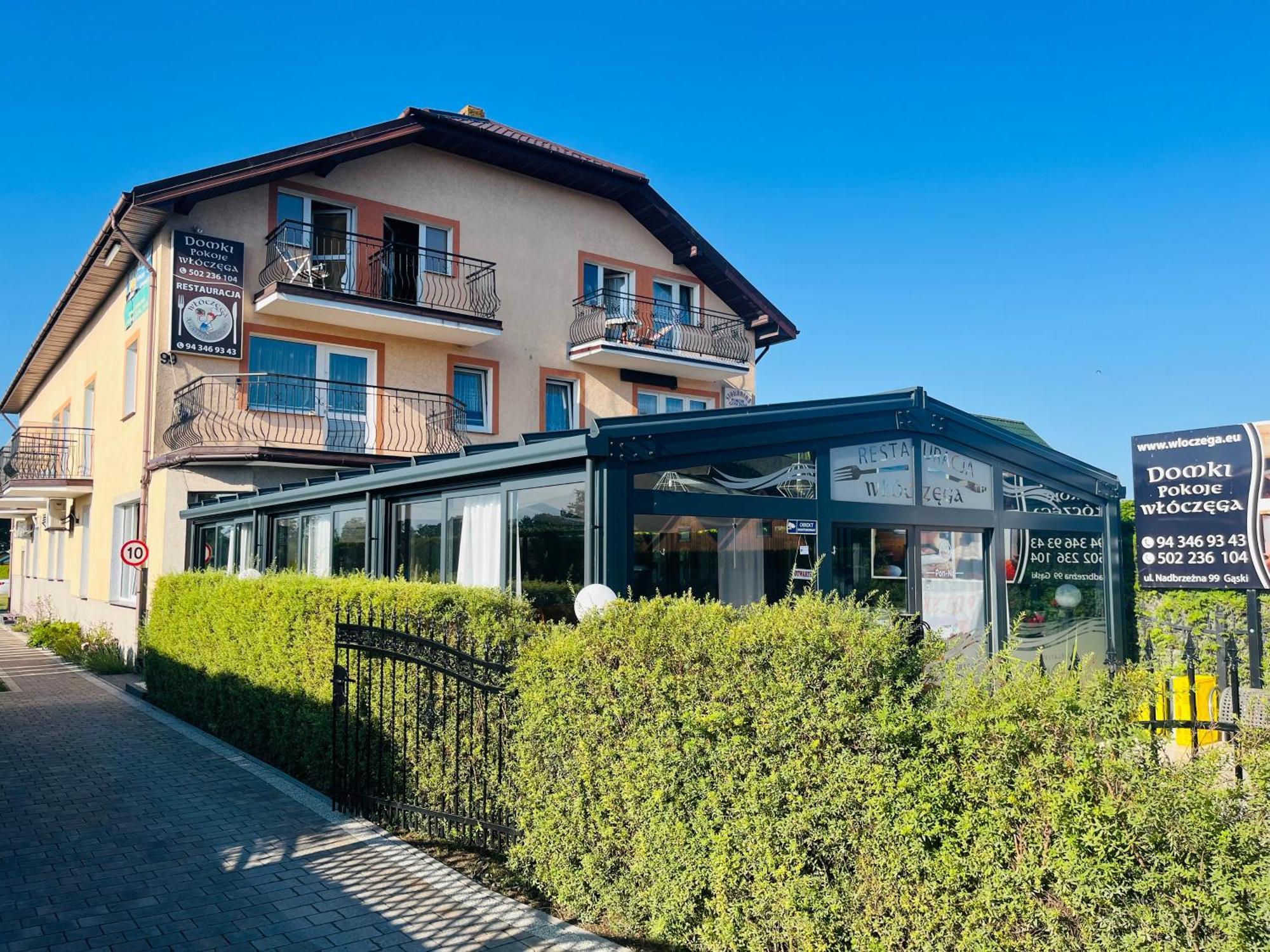 Domki, Apartamenty I Restauracja Wloczega Гонски Экстерьер фото